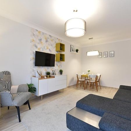 Kiralykut 2 Apartman - Ingyen Parkolas, Bicajok, Ac Szekesfehervar Ngoại thất bức ảnh