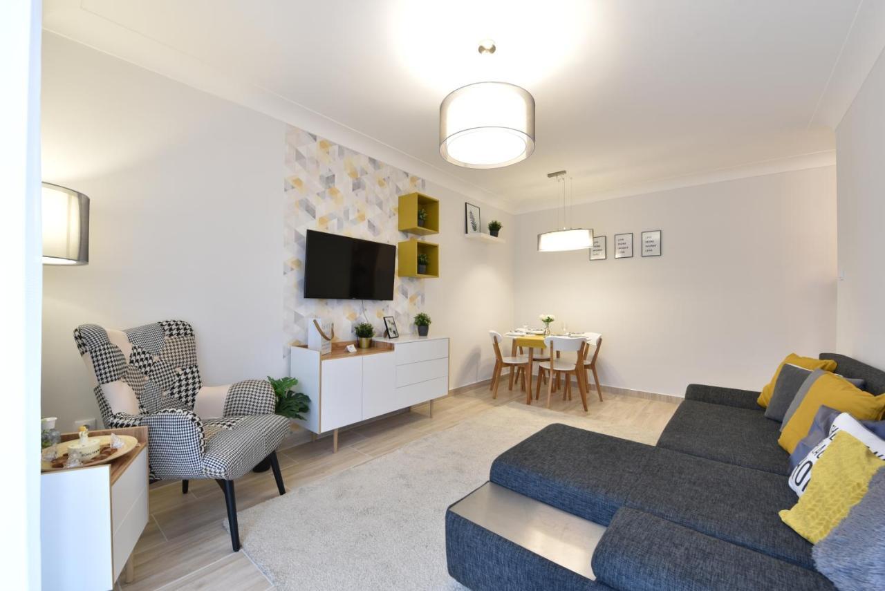 Kiralykut 2 Apartman - Ingyen Parkolas, Bicajok, Ac Szekesfehervar Ngoại thất bức ảnh